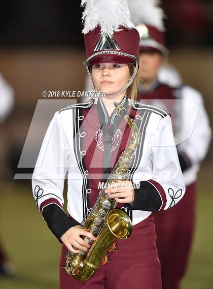 Thumbnail 1 in De Leon vs. Wolfe City (UIL 2A Division 1 Region 2 Area) photogallery.