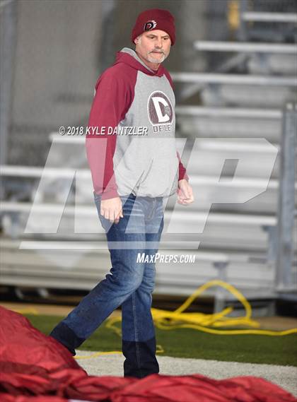 Thumbnail 3 in De Leon vs. Wolfe City (UIL 2A Division 1 Region 2 Area) photogallery.