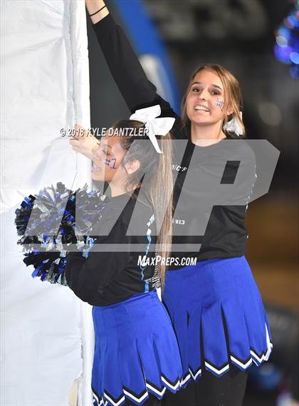 Thumbnail 1 in De Leon vs. Wolfe City (UIL 2A Division 1 Region 2 Area) photogallery.