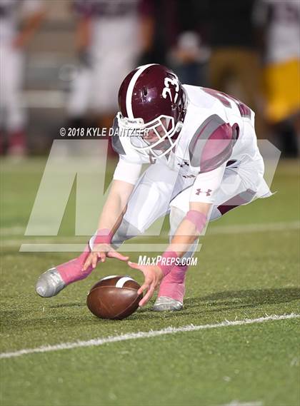 Thumbnail 3 in De Leon vs. Wolfe City (UIL 2A Division 1 Region 2 Area) photogallery.