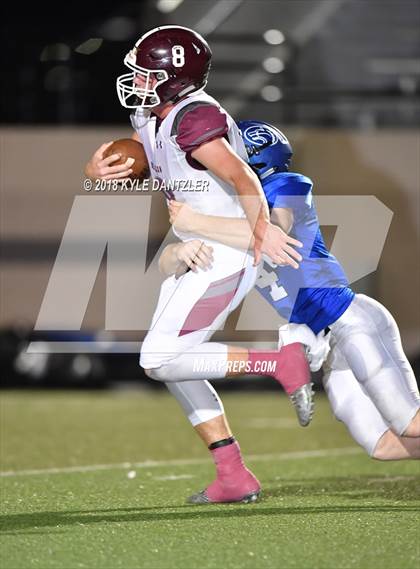 Thumbnail 1 in De Leon vs. Wolfe City (UIL 2A Division 1 Region 2 Area) photogallery.