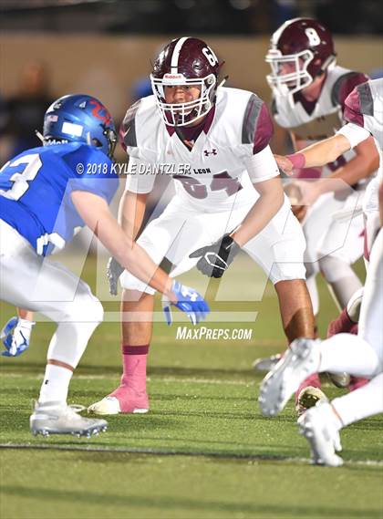 Thumbnail 1 in De Leon vs. Wolfe City (UIL 2A Division 1 Region 2 Area) photogallery.