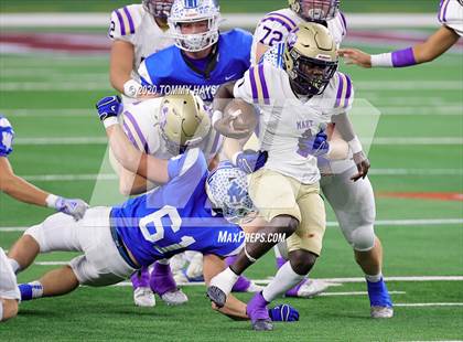 Thumbnail 2 in Windthorst vs. Mart (UIL Class 2A Division 2 State Final) photogallery.