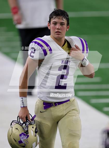 Thumbnail 2 in Windthorst vs. Mart (UIL Class 2A Division 2 State Final) photogallery.
