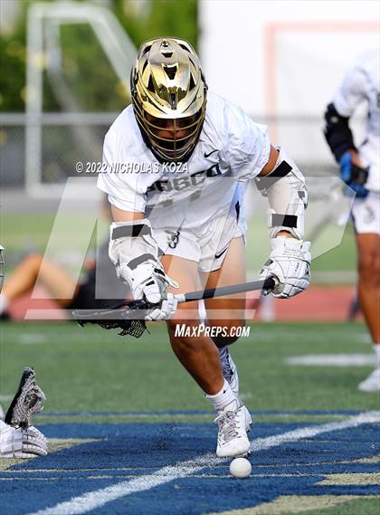 Thumbnail 3 in St. John Bosco vs. Edison photogallery.