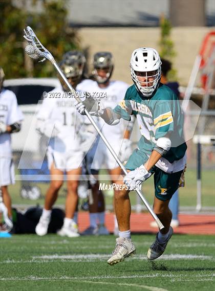 Thumbnail 3 in St. John Bosco vs. Edison photogallery.