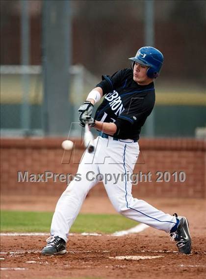 Thumbnail 2 in Hebron vs. Arlington (Rawlings Lake Cities Classic) photogallery.