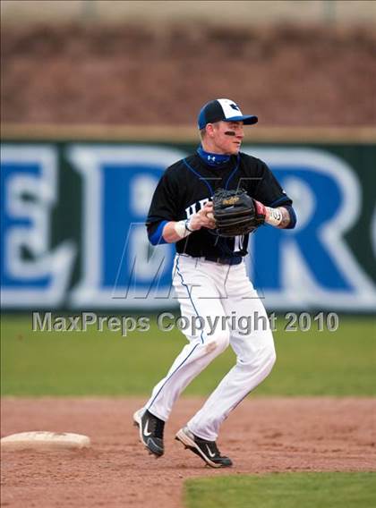 Thumbnail 2 in Hebron vs. Arlington (Rawlings Lake Cities Classic) photogallery.