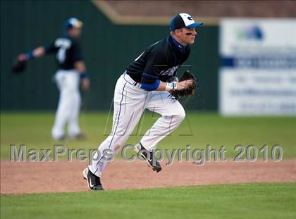 Thumbnail 1 in Hebron vs. Arlington (Rawlings Lake Cities Classic) photogallery.