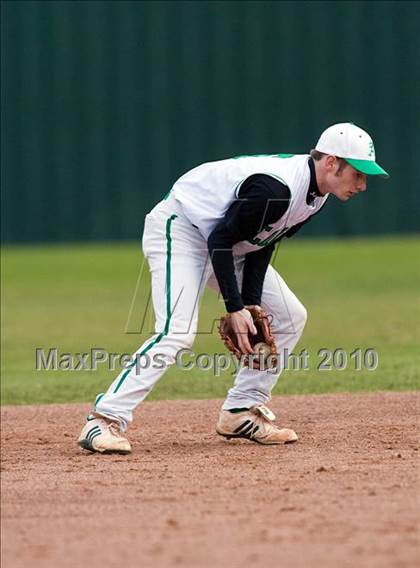 Thumbnail 3 in Hebron vs. Arlington (Rawlings Lake Cities Classic) photogallery.