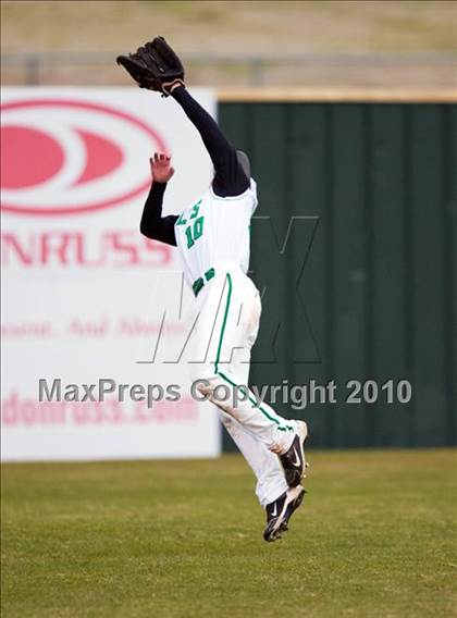Thumbnail 1 in Hebron vs. Arlington (Rawlings Lake Cities Classic) photogallery.