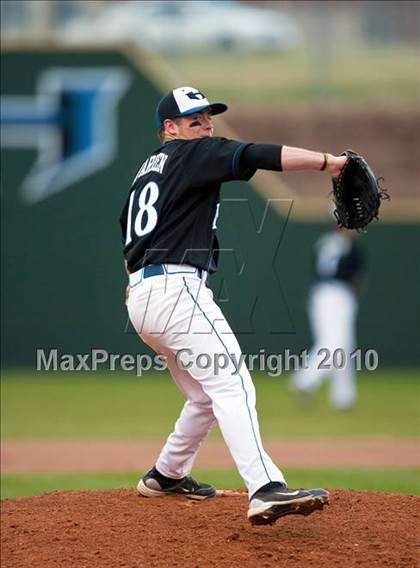 Thumbnail 3 in Hebron vs. Arlington (Rawlings Lake Cities Classic) photogallery.