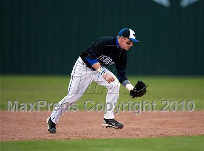 Thumbnail 2 in Hebron vs. Arlington (Rawlings Lake Cities Classic) photogallery.