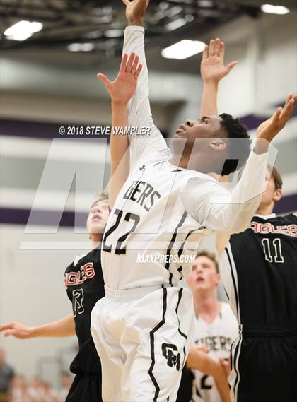 Thumbnail 1 in Central vs. Westmoreland (Watertown Christmas Tournament) photogallery.
