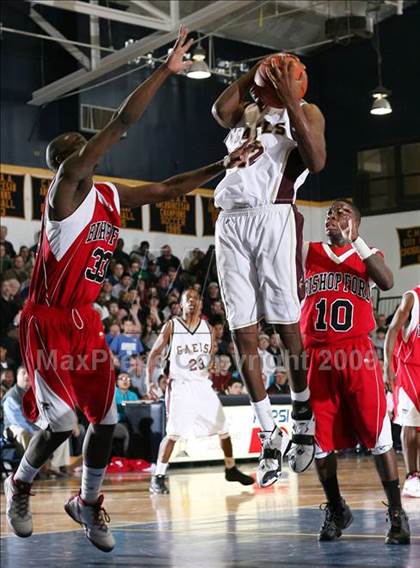 Thumbnail 2 in Iona Prep vs Bishop Ford (CHSAA A Final) photogallery.