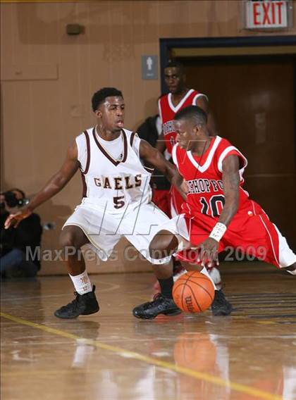 Thumbnail 3 in Iona Prep vs Bishop Ford (CHSAA A Final) photogallery.