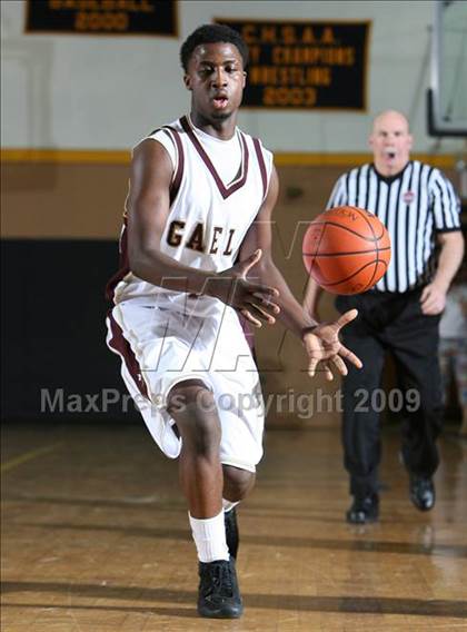 Thumbnail 1 in Iona Prep vs Bishop Ford (CHSAA A Final) photogallery.