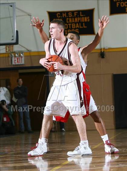 Thumbnail 3 in Iona Prep vs Bishop Ford (CHSAA A Final) photogallery.