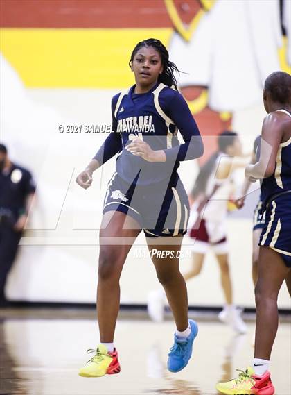 Thumbnail 2 in Mater Dei Catholic @  Alemany (CIF SS Division 2-AA final) photogallery.