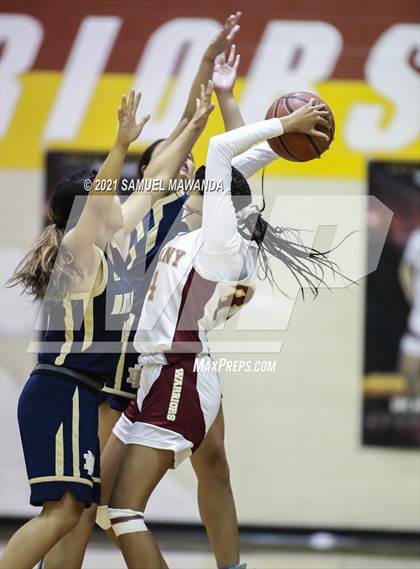 Thumbnail 1 in Mater Dei Catholic @  Alemany (CIF SS Division 2-AA final) photogallery.