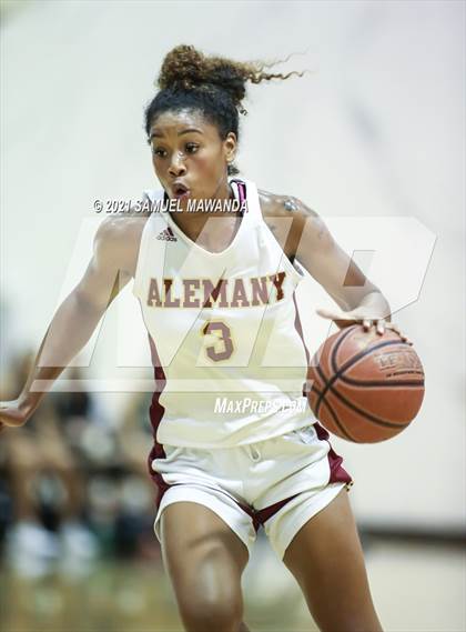 Thumbnail 3 in Mater Dei Catholic @  Alemany (CIF SS Division 2-AA final) photogallery.