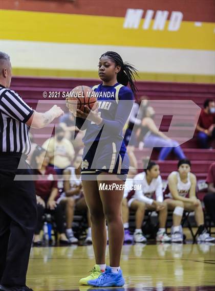 Thumbnail 3 in Mater Dei Catholic @  Alemany (CIF SS Division 2-AA final) photogallery.
