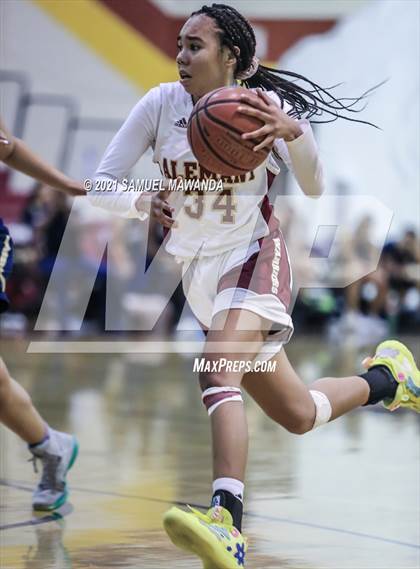 Thumbnail 2 in Mater Dei Catholic @  Alemany (CIF SS Division 2-AA final) photogallery.
