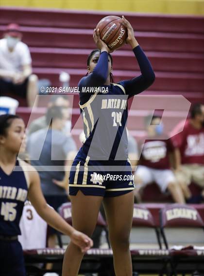 Thumbnail 3 in Mater Dei Catholic @  Alemany (CIF SS Division 2-AA final) photogallery.