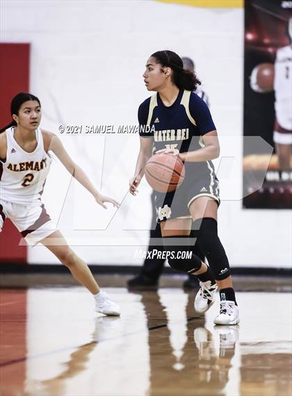 Thumbnail 2 in Mater Dei Catholic @  Alemany (CIF SS Division 2-AA final) photogallery.
