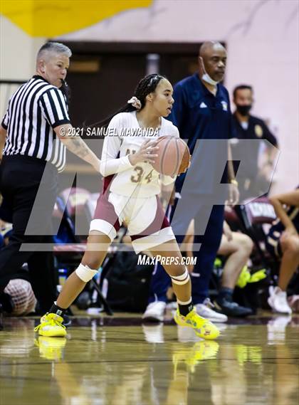 Thumbnail 3 in Mater Dei Catholic @  Alemany (CIF SS Division 2-AA final) photogallery.