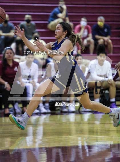 Thumbnail 3 in Mater Dei Catholic @  Alemany (CIF SS Division 2-AA final) photogallery.