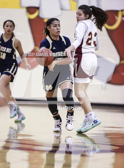Thumbnail 3 in Mater Dei Catholic @  Alemany (CIF SS Division 2-AA final) photogallery.