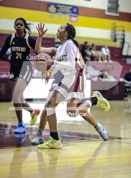 Thumbnail 1 in Mater Dei Catholic @  Alemany (CIF SS Division 2-AA final) photogallery.