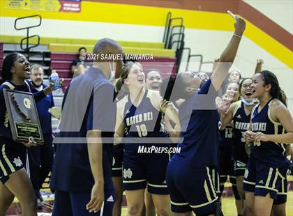 Thumbnail 2 in Mater Dei Catholic @  Alemany (CIF SS Division 2-AA final) photogallery.