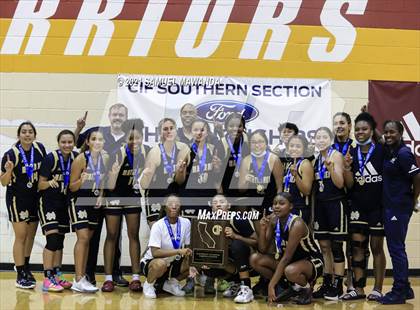 Thumbnail 3 in Mater Dei Catholic @  Alemany (CIF SS Division 2-AA final) photogallery.