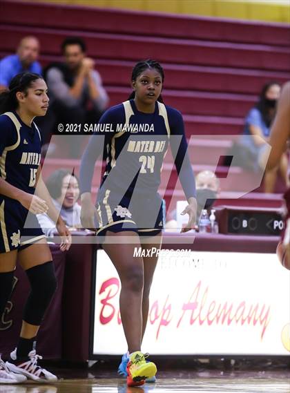 Thumbnail 1 in Mater Dei Catholic @  Alemany (CIF SS Division 2-AA final) photogallery.