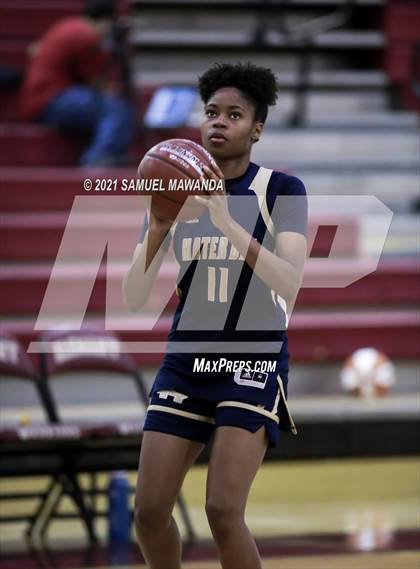 Thumbnail 2 in Mater Dei Catholic @  Alemany (CIF SS Division 2-AA final) photogallery.