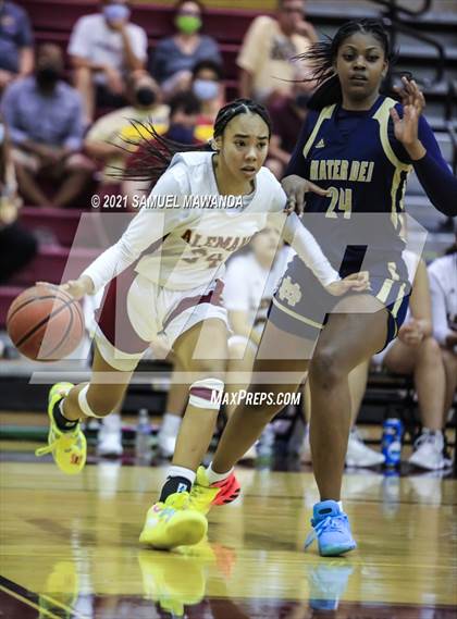 Thumbnail 3 in Mater Dei Catholic @  Alemany (CIF SS Division 2-AA final) photogallery.