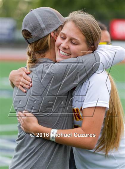 Thumbnail 3 in Torrey Pines vs. La Costa Canyon (CIF SDS Open Final) photogallery.