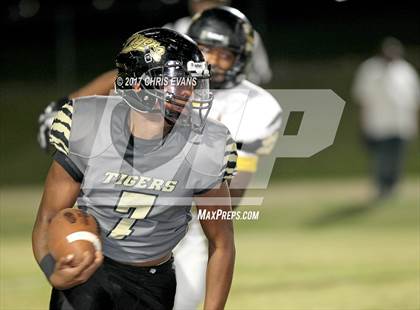 Thumbnail 2 in Northeast Jones @ Mendenhall photogallery.