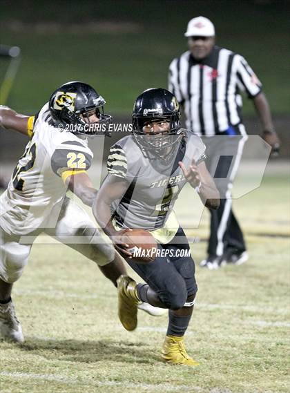 Thumbnail 1 in Northeast Jones @ Mendenhall photogallery.