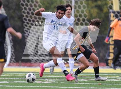 Thumbnail 2 in  Donovan Catholic @ St. John-Vianney photogallery.
