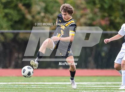Thumbnail 1 in  Donovan Catholic @ St. John-Vianney photogallery.