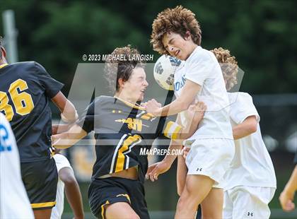 Thumbnail 3 in  Donovan Catholic @ St. John-Vianney photogallery.