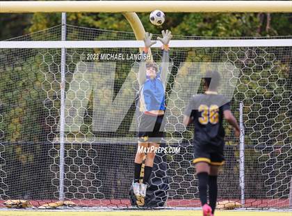 Thumbnail 1 in  Donovan Catholic @ St. John-Vianney photogallery.