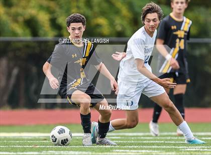 Thumbnail 1 in  Donovan Catholic @ St. John-Vianney photogallery.