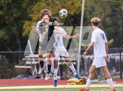 Thumbnail 3 in  Donovan Catholic @ St. John-Vianney photogallery.