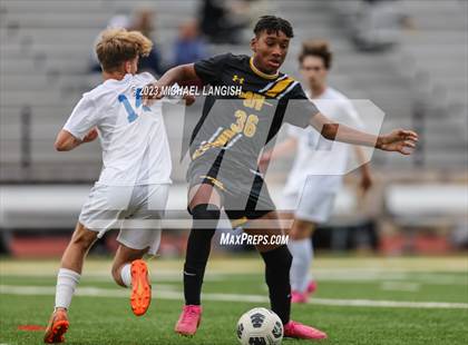 Thumbnail 2 in  Donovan Catholic @ St. John-Vianney photogallery.