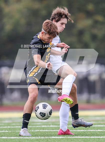 Thumbnail 2 in  Donovan Catholic @ St. John-Vianney photogallery.