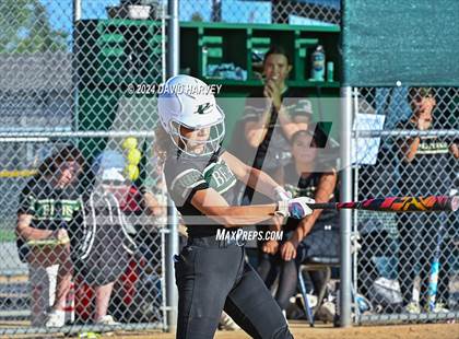 Thumbnail 3 in Golden vs Bear Creek photogallery.
